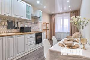 1-к квартира, посуточно, 42м2, 1/17 этаж