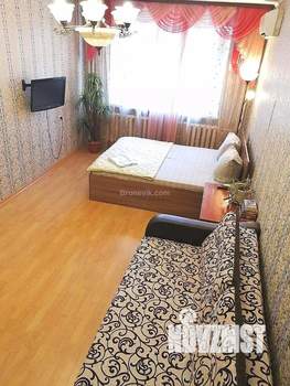 1-к квартира, посуточно, 46м2, 1/1 этаж