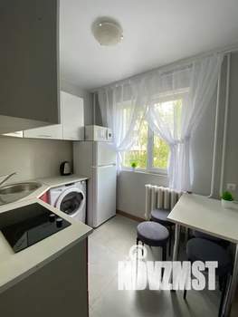 2-к квартира, посуточно, 45м2, 3/5 этаж
