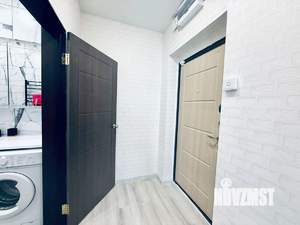 Студия квартира, посуточно, 25м2, 1/3 этаж