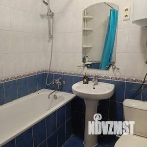 1-к квартира, посуточно, 40м2, 3/5 этаж