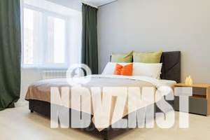 1-к квартира, посуточно, 50м2, 4/10 этаж