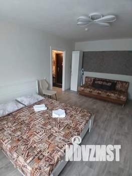 1-к квартира, посуточно, 36м2, 5/15 этаж