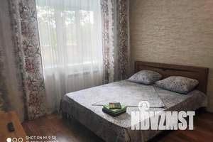 1-к квартира, посуточно, 40м2, 1/8 этаж