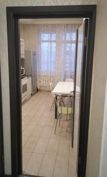 3-к квартира, на длительный срок, 105м2, 3/6 этаж