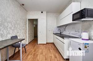 1-к квартира, посуточно, 40м2, 2/17 этаж