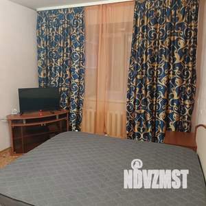 1-к квартира, посуточно, 40м2, 3/5 этаж