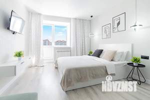 1-к квартира, посуточно, 32м2, 13/16 этаж