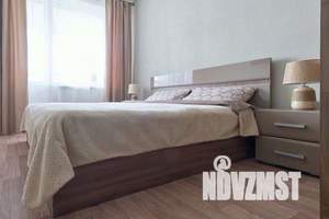 1-к квартира, посуточно, 34м2, 17/17 этаж