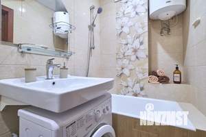 Студия квартира, посуточно, 30м2, 1/17 этаж