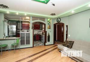 1-к квартира, посуточно, 54м2, 1/1 этаж