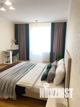 1-к квартира, посуточно, 44м2, 8/10 этаж