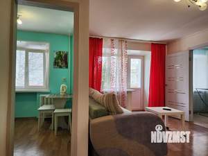 2-к квартира, посуточно, 44м2, 3/5 этаж