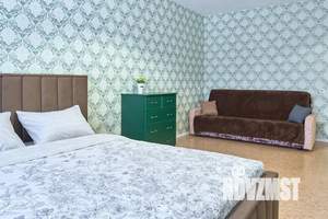 1-к квартира, посуточно, 40м2, 1/10 этаж