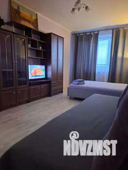 1-к квартира, посуточно, 44м2, 7/10 этаж