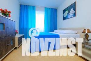 1-к квартира, посуточно, 42м2, 10/10 этаж