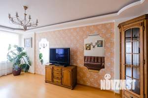 4-к квартира, посуточно, 102м2, 10/10 этаж