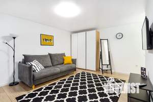 Студия квартира, посуточно, 32м2, 2/5 этаж