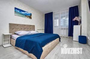 Студия квартира, посуточно, 40м2, 1/18 этаж