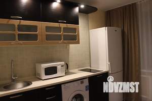 1-к квартира, посуточно, 40м2, 1/10 этаж