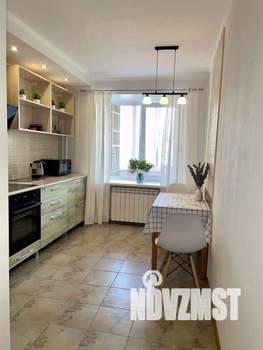 1-к квартира, посуточно, 44м2, 1/1 этаж