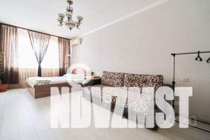 1-к квартира, посуточно, 50м2, 1/6 этаж