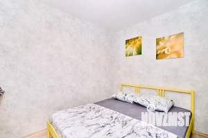 2-к квартира, посуточно, 40м2, 1/5 этаж