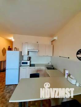 Студия квартира, посуточно, 35м2, 9/14 этаж