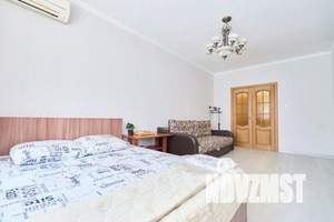 1-к квартира, посуточно, 50м2, 1/6 этаж