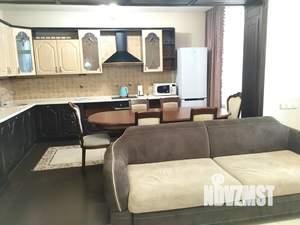 1-к квартира, посуточно, 50м2, 2/5 этаж