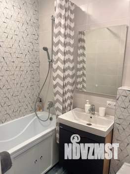 Студия квартира, посуточно, 40м2, 8/19 этаж