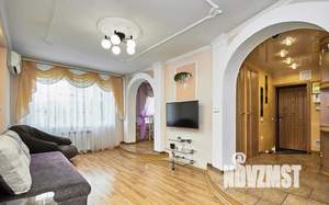 3-к квартира, посуточно, 67м2, 1/1 этаж