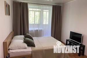 1-к квартира, посуточно, 32м2, 3/5 этаж