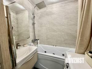 3-к квартира, вторичка, 65м2, 10/10 этаж
