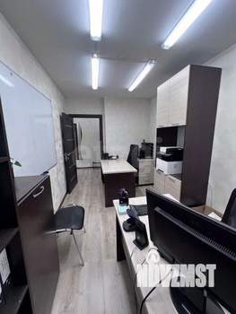 2-к квартира, вторичка, 52м2, 1/10 этаж