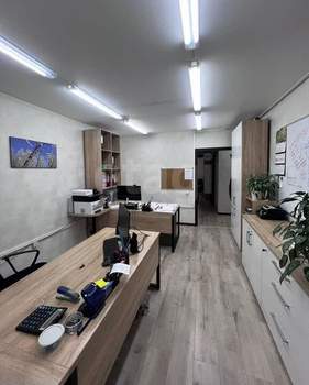 2-к квартира, вторичка, 52м2, 1/10 этаж