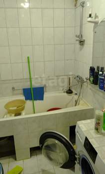 2-к квартира, вторичка, 59м2, 1/4 этаж