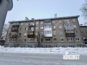 2-к квартира, вторичка, 42м2, 1/4 этаж