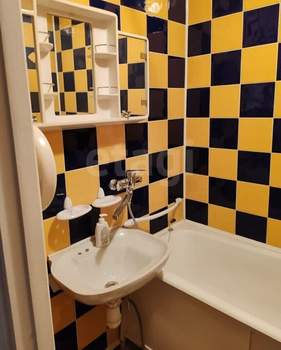 2-к квартира, вторичка, 55м2, 10/10 этаж