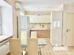 Студия квартира, вторичка, 52м2, 1/5 этаж