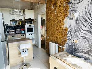 2-к квартира, вторичка, 70м2, 6/6 этаж