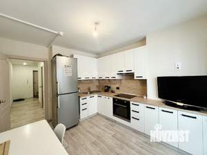 2-к квартира, вторичка, 70м2, 2/19 этаж