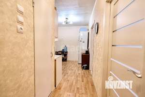 2-к квартира, вторичка, 40м2, 8/9 этаж