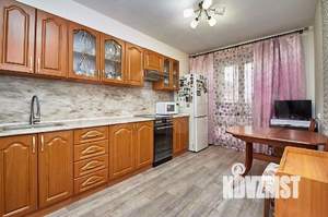 2-к квартира, вторичка, 59м2, 1/10 этаж