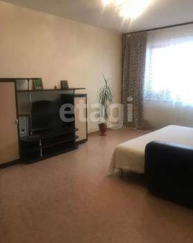 2-к квартира, вторичка, 64м2, 6/10 этаж