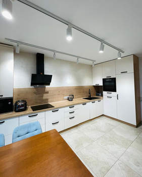 3-к квартира, вторичка, 115м2, 9/1 этаж