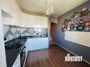 2-к квартира, вторичка, 63м2, 8/9 этаж