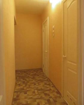 2-к квартира, вторичка, 61м2, 1/10 этаж