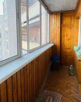 4-к квартира, вторичка, 90м2, 8/9 этаж