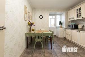 2-к квартира, вторичка, 60м2, 3/6 этаж